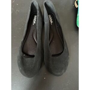 Soda Black Flats in 6.5 NWOB